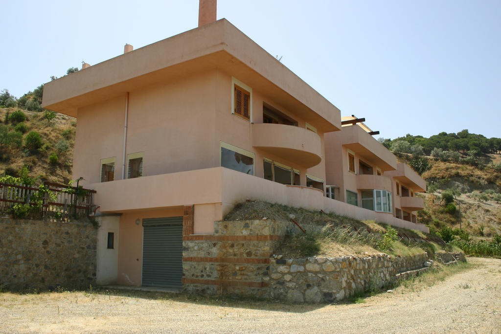 Il Giardino Di Ausonia Bed & Breakfast Reggio di Calabria Luaran gambar